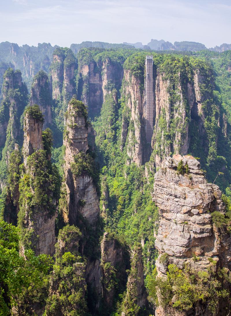 湖南的张家界景区有何独特的自然景观?