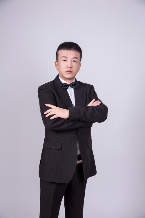 曹云飞个人资料