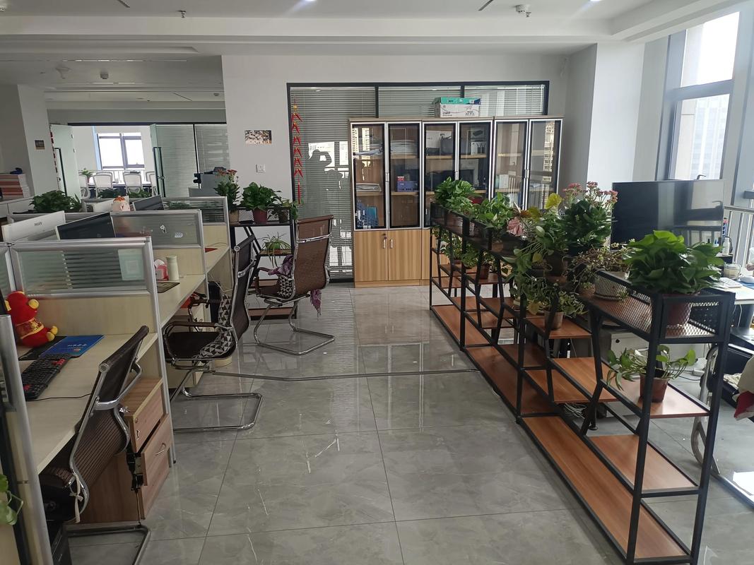 兰州做网站去东方商易怎么样?