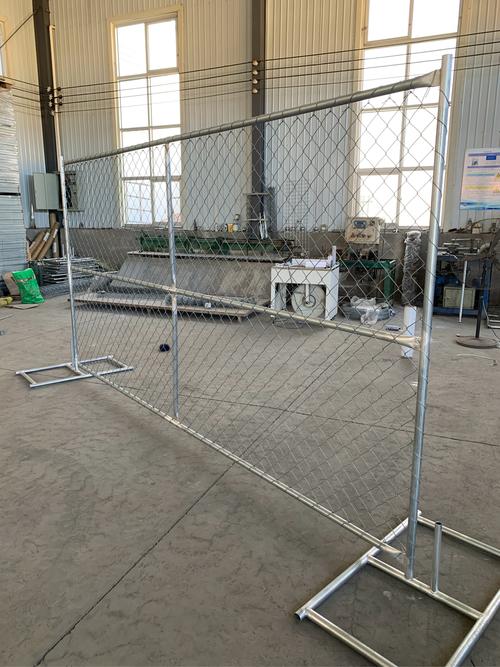 勾花护栏网安装及厂家盘点