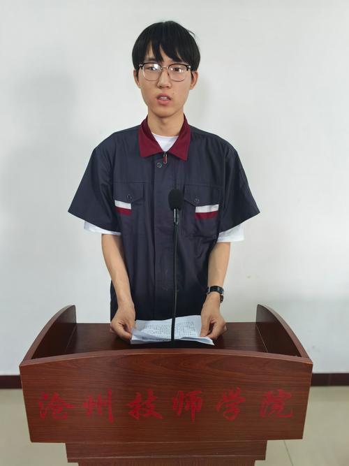 男孩在沧州职业技校学什么技术好就业?